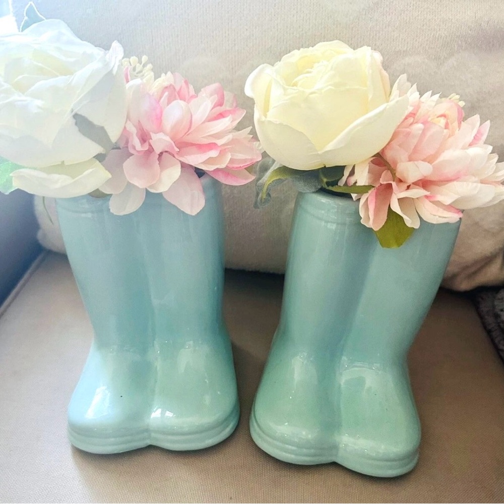 Easter Small Ceramic Pair of Decorative Boots 6x4